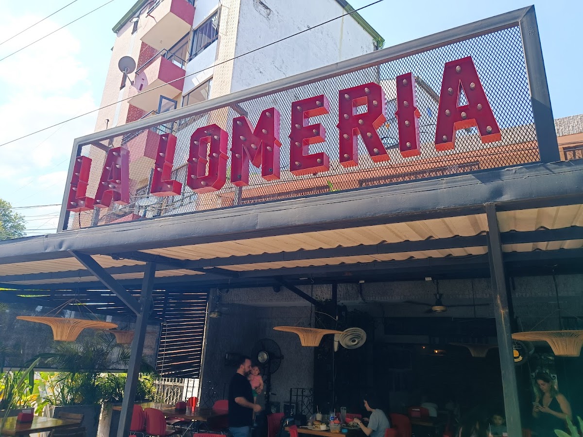 La Lomeria Steak House
