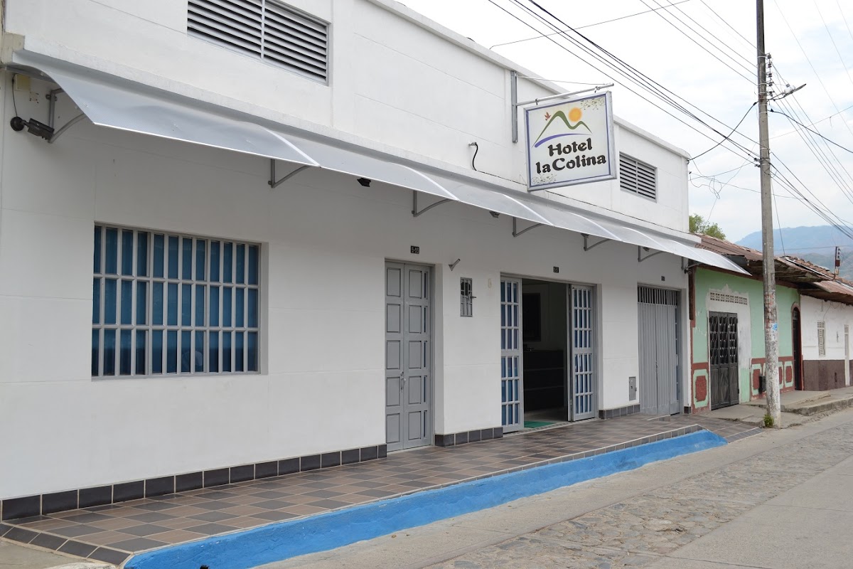 Hotel La Colina